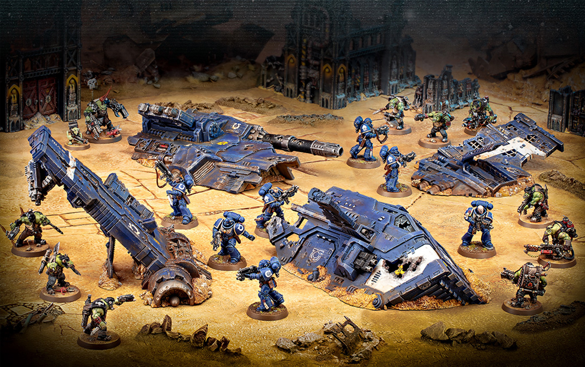 piezas de la caja thunderhawk impact site sobre un tablero de warhammer 40k